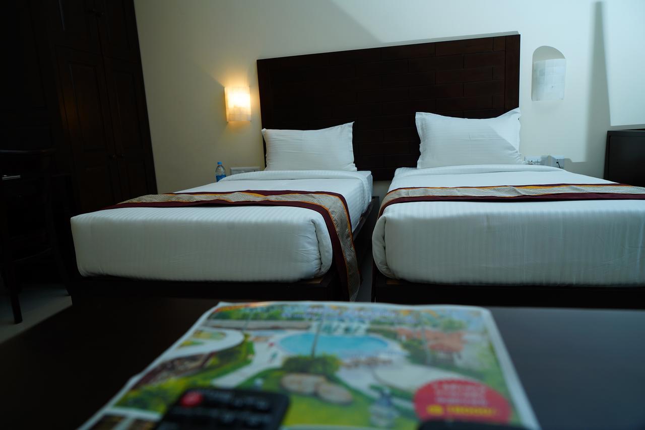 Five Falls Resort Kuttālam المظهر الخارجي الصورة